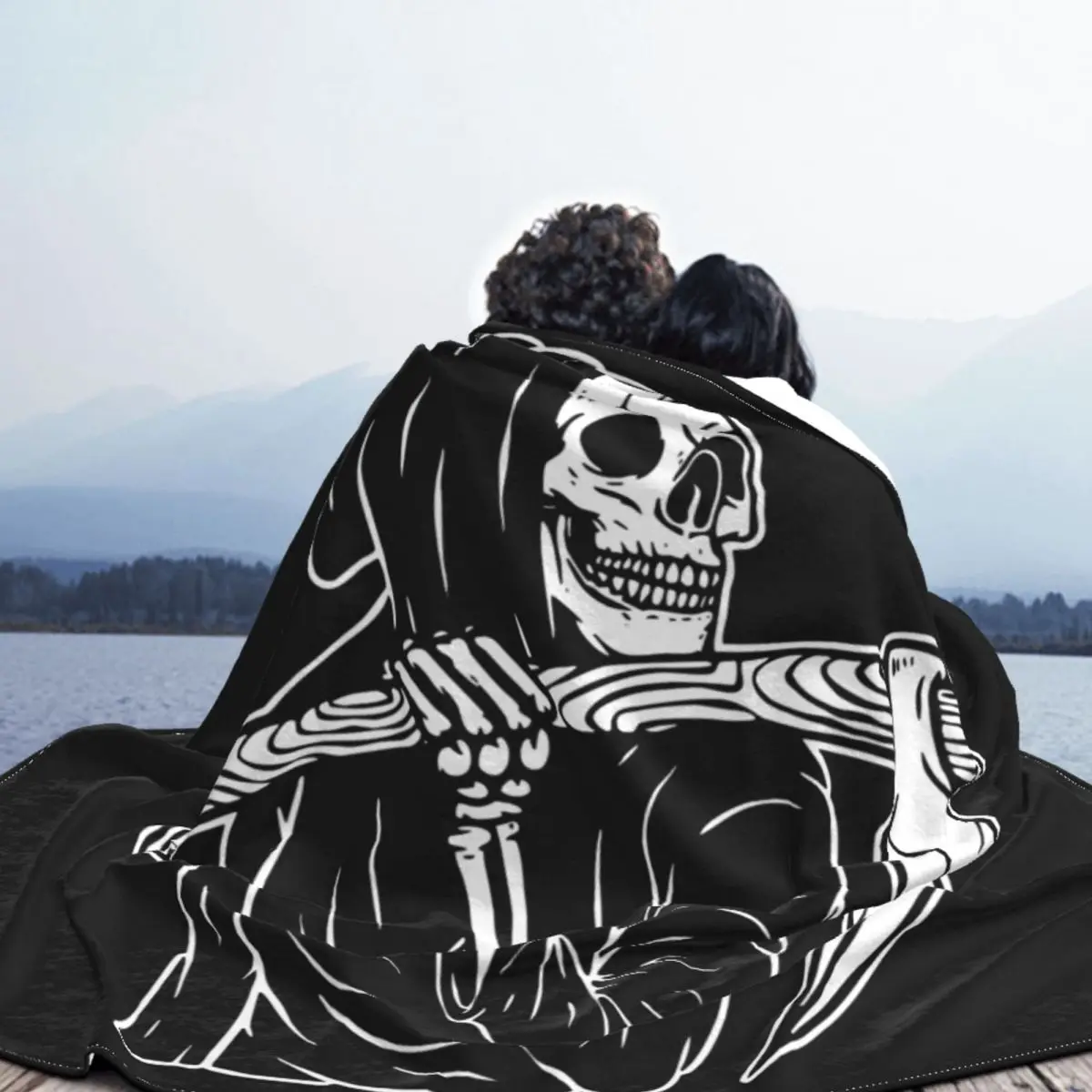 Черно-белое одеяло Grim Reaper зимнее покрывало с черепом и мертвецами плюшевое