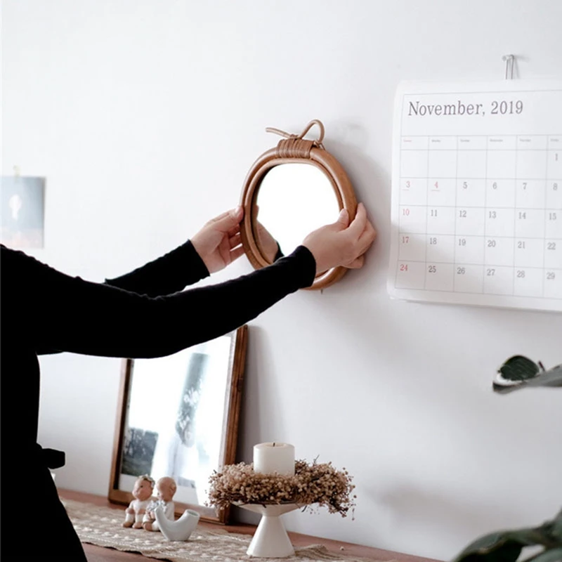 

Rattan Wall Mirror Decoration Nordic Vintage Round Make Up Mirror Hanging Decor Apple Art Decor Pendant for Home Bedroom