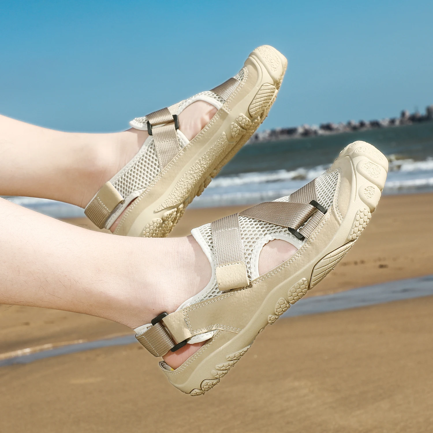 

Hot Sale Summer Men's Sandals Outdoor Lightweight Men's Beach Sandals Mesh Breathable Men's Wading Shoes Zapatillas Hombre 39-46