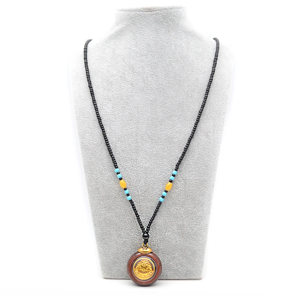 Колье с подвеской из смолы длинная цепочка бусинами в форме Будды золотой цвет со смеющимися деньгами