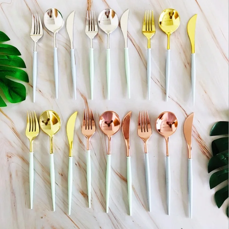 

24pcs/Set Disposable Plastic Golden Children Luxury Forks Spoons Knives Tableware Set Wedding Birthday Party Tableware Serveware