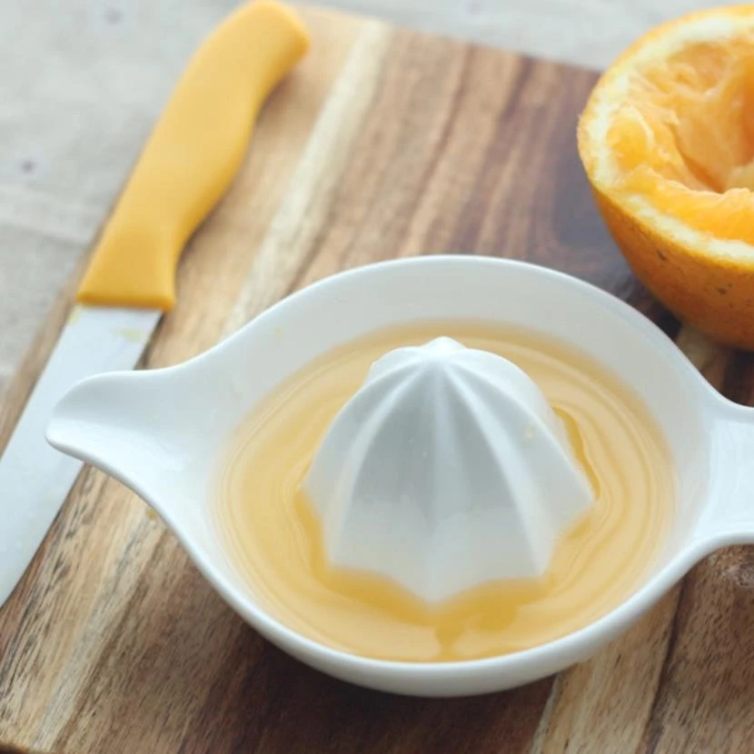 

Ceramic Manual Juicer Household Orange Lemon Juicer Cup Creative Juice Squeezer