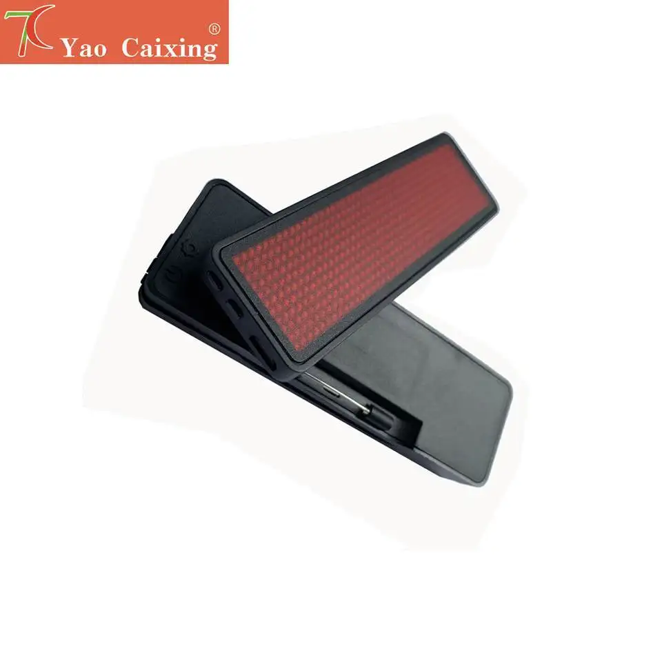 Электронный значок со светодиодным дисплеем прокручивающийся номерной знак