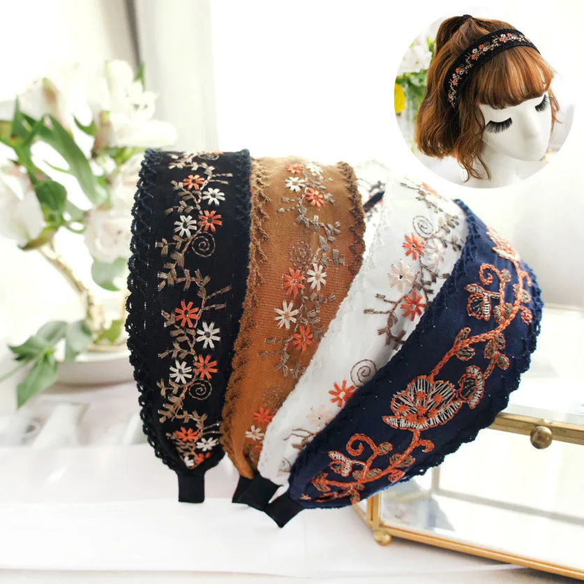 

Женская повязка на голову в национальном стиле, широкий нескользящий ободок ручной работы с вышивкой и богемными цветами, аксессуары для во...