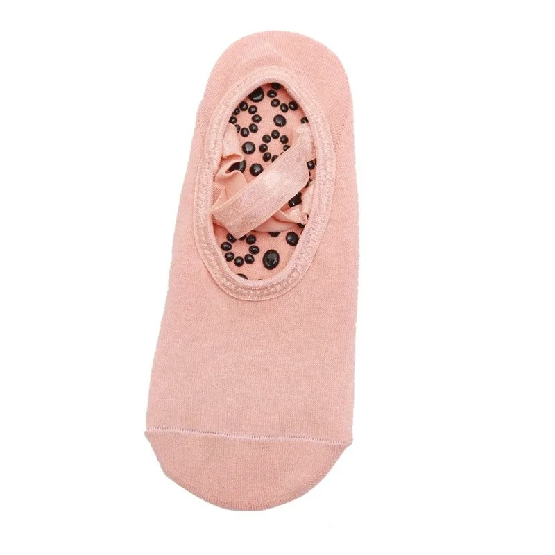 Женские спортивные нескользящие носки до щиколотки с силиконовой полосой