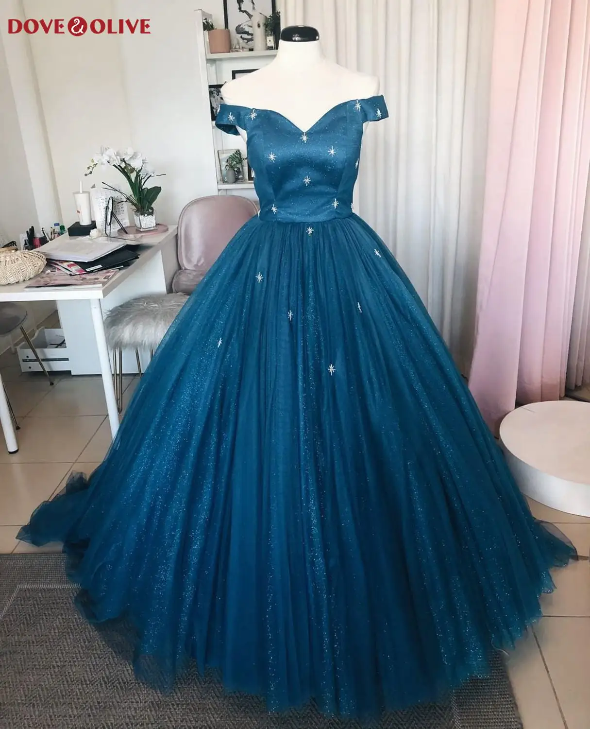 

Темно-синие пышные платья 2020, бальное платье с открытыми плечами, с аппликацией, милое длинное платье принцессы на день рождения, вечерние п...
