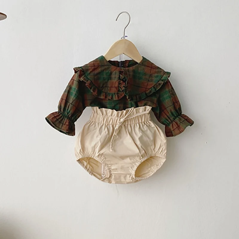 

MILANCEL, 2021 г., комплект весенней детской одежды, блузка с оборками для девочек, однотонные шорты, костюм для маленьких девочек из 2 предметов, на...