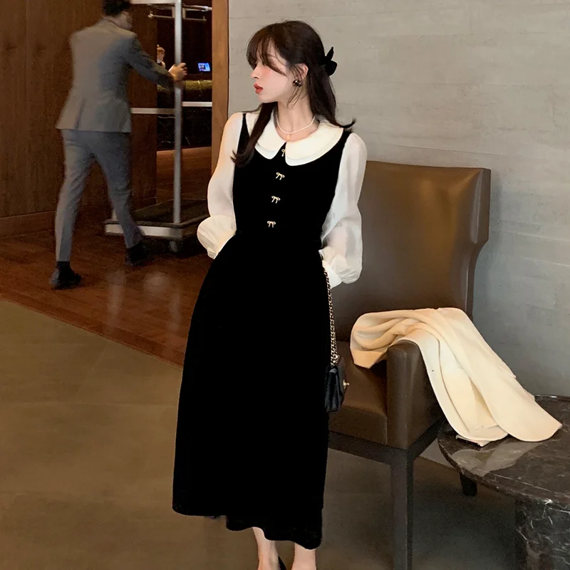 

Black Velvet Long Dress Women Elegant Vintage Hepburn Evening Party Dress Autumn Korean Patchwork Design Long Sleeve Dress 2021