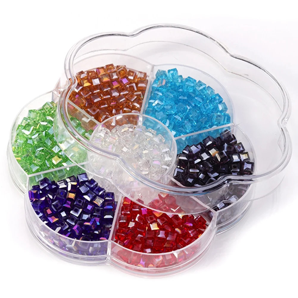 

Romantic Jewelry Crystal Glass Beads, Jewelry Making with 8mm Square Crystal Loose Beads 7 Grid Plum Box Combination