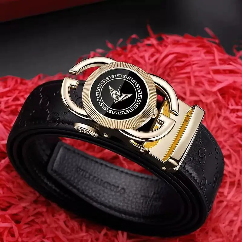 

Ремень мужской из натуральной кожи с автоматической пряжкой