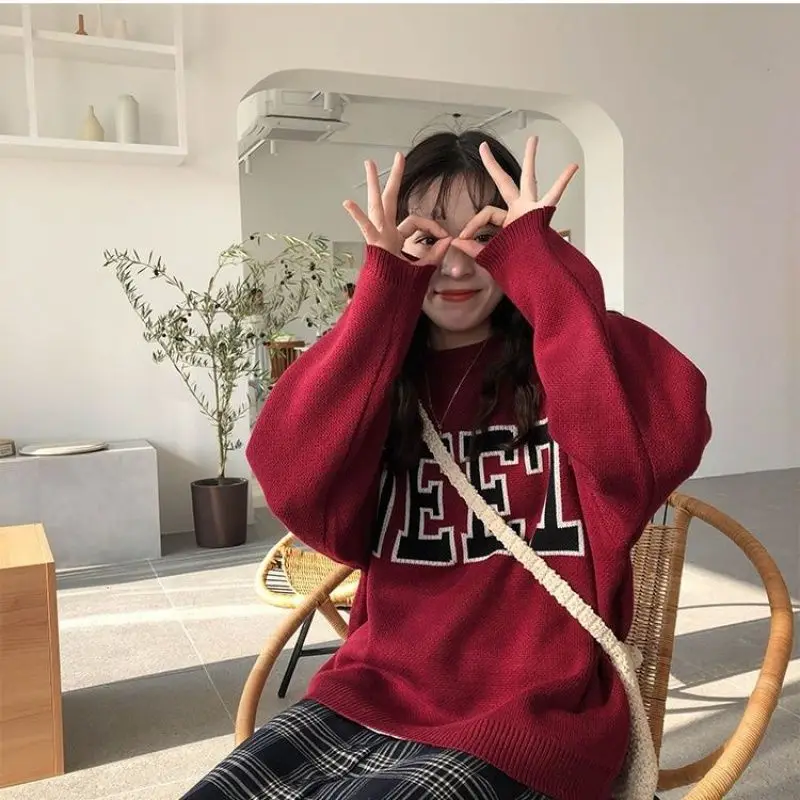 

Женский пуловер с круглым вырезом, свободный свитер зеленого цвета маття в Корейском стиле ретро, с вышивкой буквами, Осень-зима 2021