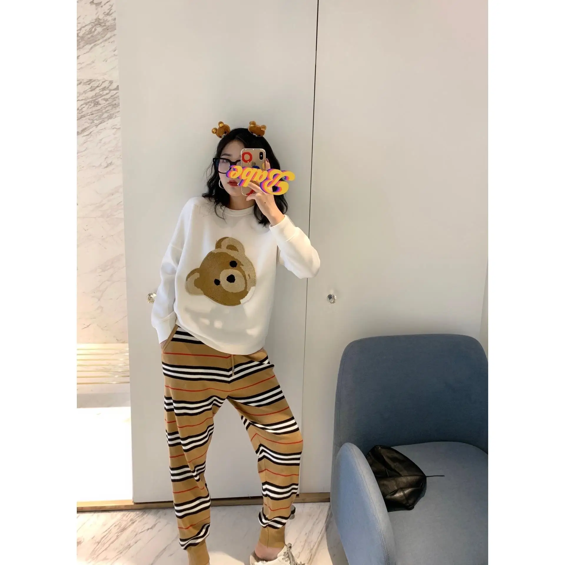 

Свитер вязаный с круглым вырезом, с изображением медведя из мультфильма, белый, Свободный Топ на осень и зиму, 2020