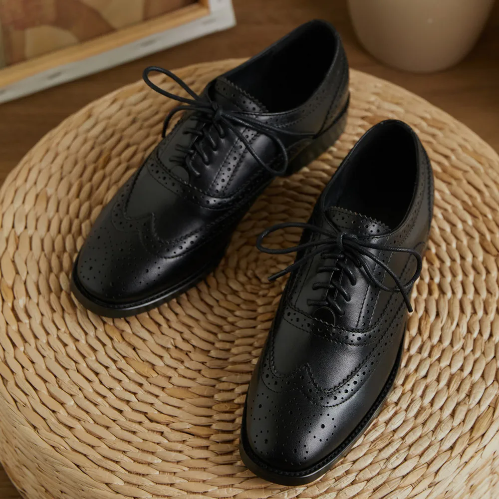 

Женская обувь, натуральная кожа, на шнуровке, на плоской подошве со шнуровкой; Туфли-оксфорды; Резьба в британском стиле Повседневная обувь ...