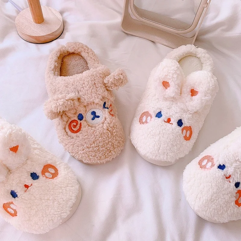 

New Winter Cotton Slippers Cute Cartoon Bear Girl Heart Indoor Warm Plush Shoes Soft Bottom Furry Slippers Woman Slippers