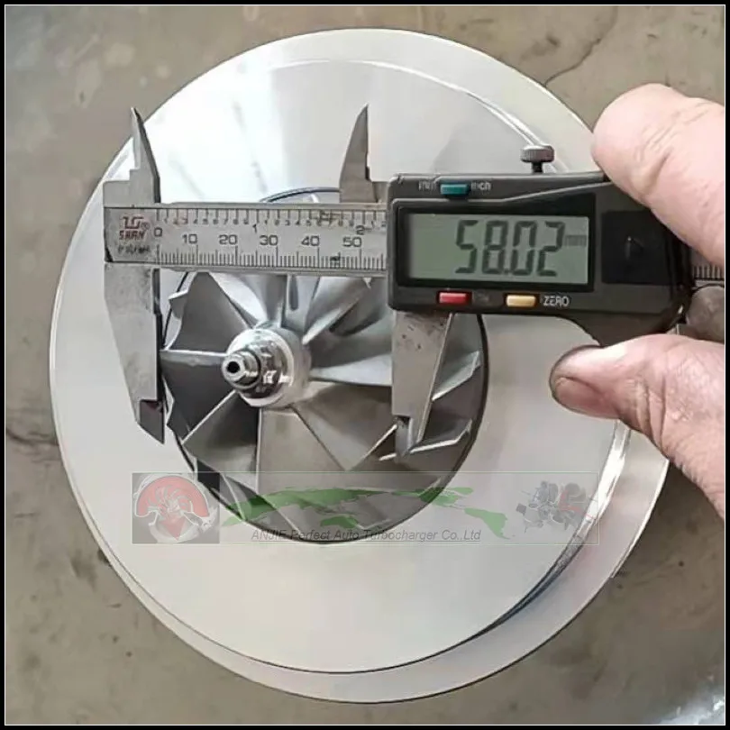 

Турбокартридж CHRA 3545701 H1E 3528777 S300 316468 3802126 3528778 J919199 3535456 3524035 3535457 для Cummins 6CTA 6BT 6CT