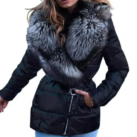 Женское хлопковое пальто с поясом на ощупь