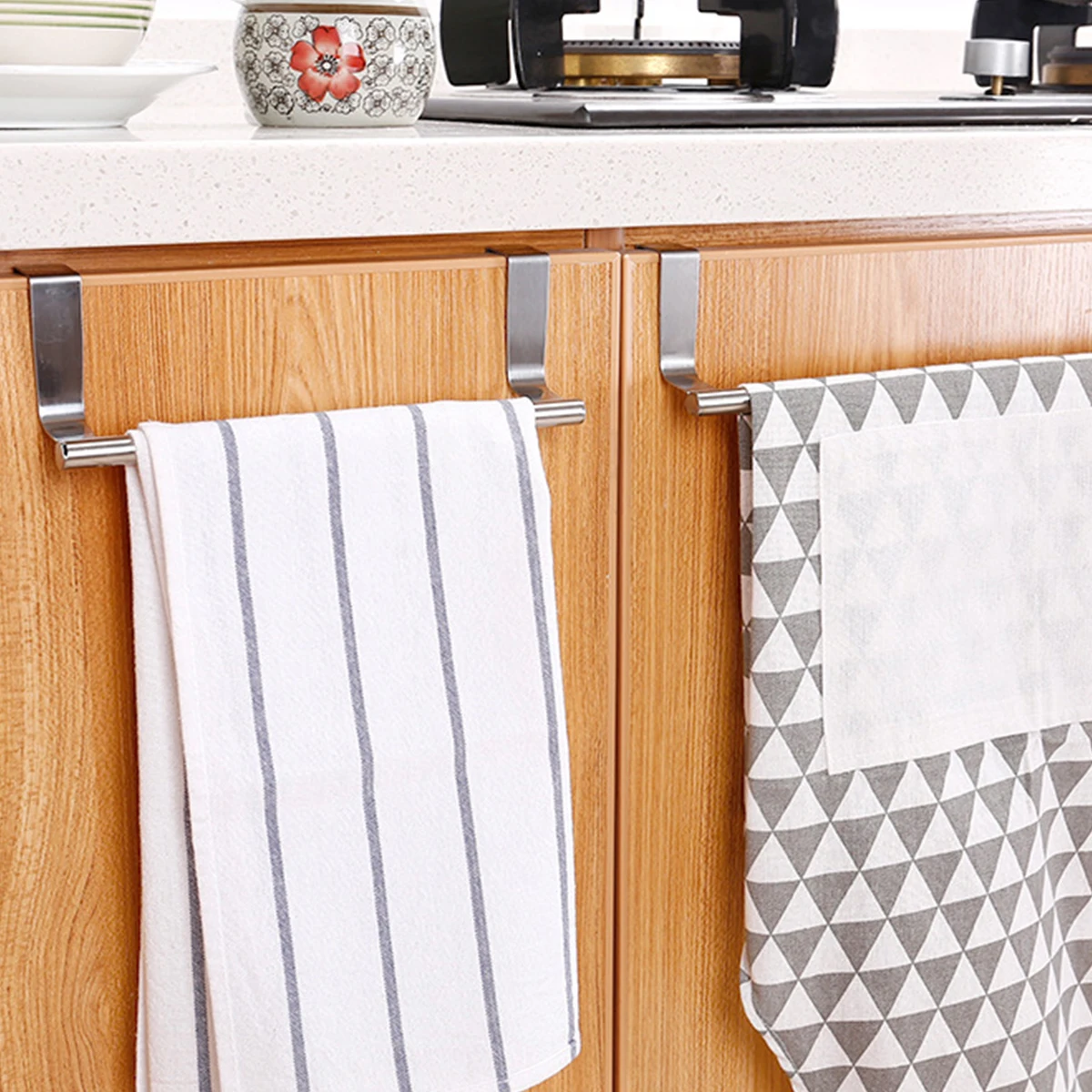 Держатель для полотенец над дверью кухонного шкафа ванной комнаты вешалка