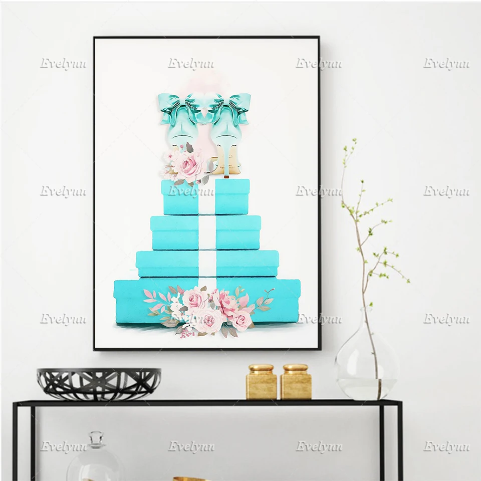 Nordic Wall Art с розовыми цветочками синий в подарочной упаковке на высоких каблуках