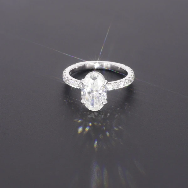 Starsgem Pretty 18K Сертифицированный тест прошел положительный синтетический бриллиант