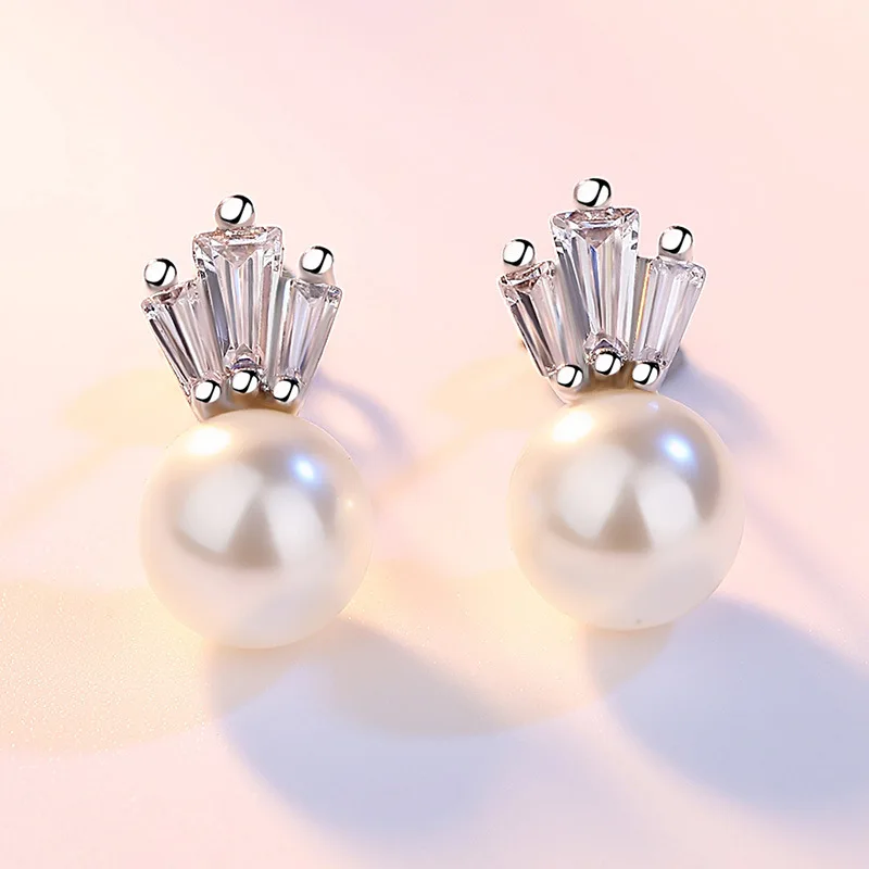 

Elegant Charming Wedding Stud Earrings For Women Shiny Crown-Shape CZ Stone Imitation Pearl Bridal Piercing Earring Jewelry