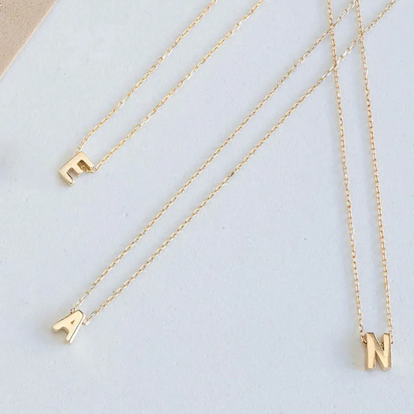 Модные крошечный лакомство A-Z ожерелье цвета: золотистый серебристый Цвет письмо