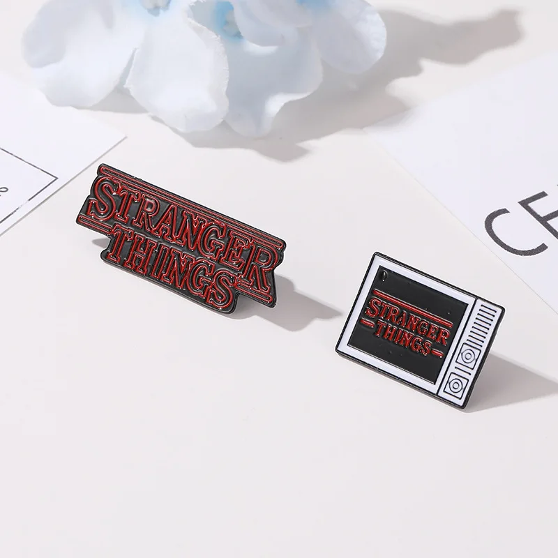 2pc Cartoon color drip oil tv brooch personality letter corsage shirt collar badge fashion accessories pin vimio | Украшения и