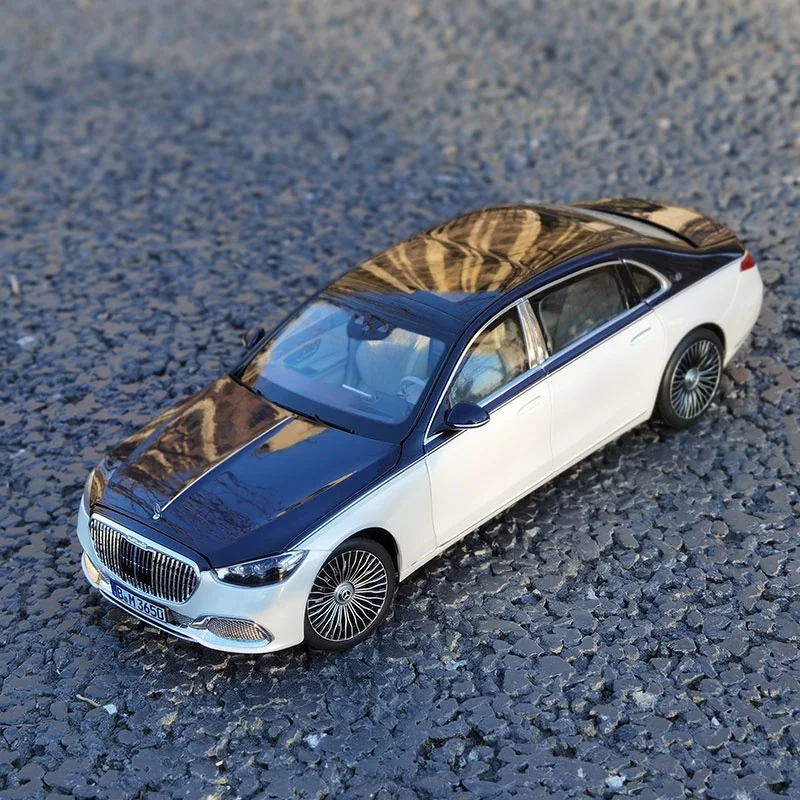 

NOREV 1:18 BENZ S680 2021 S-class alloy full-drive car model