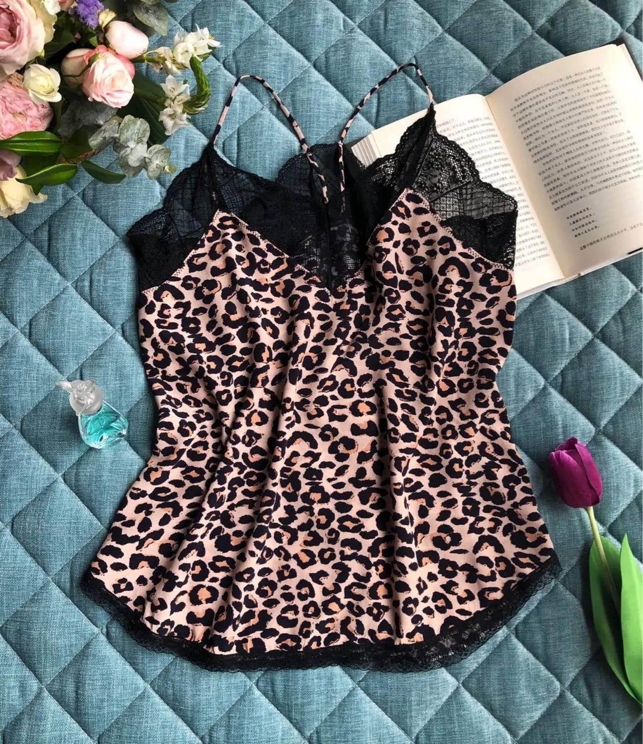 100% Viscose Sexy Ladies Leopard Camis Ladies Summer Vest Lace Huat Female Tank Top Wild Stylish