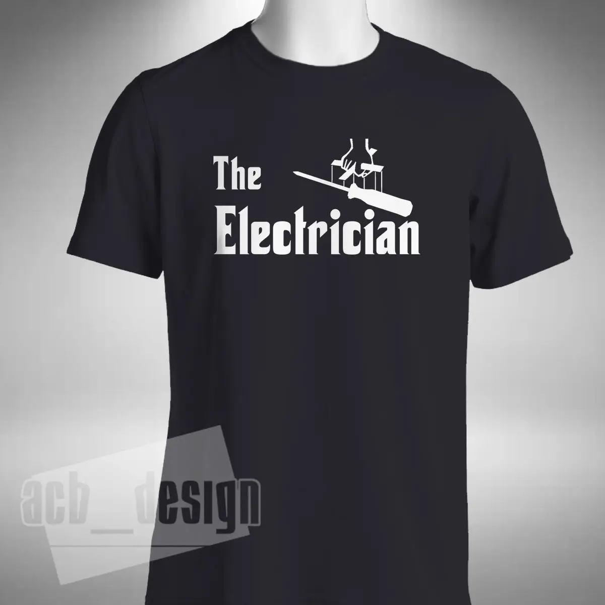 

2020 New Fashion Tee Shirt The Electrician Mens T Shirt God Father Style Sparky Screwdriver Electrical Summer T-shirt