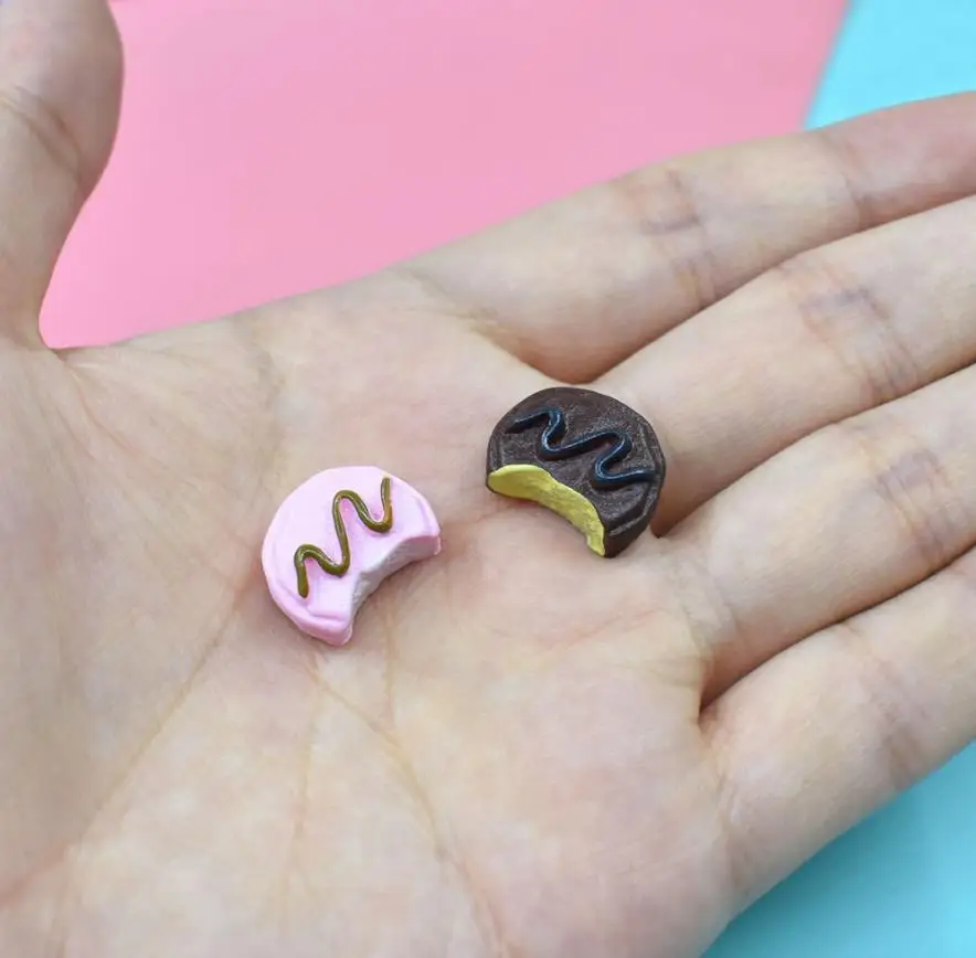 

Simulation Mini Cake Resin Flatback Creative Food Play Ornaments DIY Scrapbooking for Dollhouse Toy