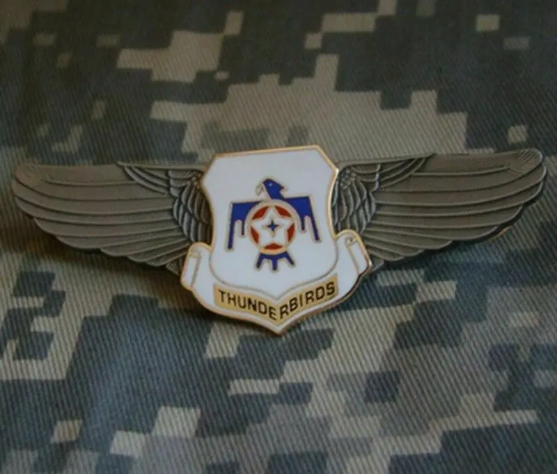 ВВС США Thunderbirds Военная Униформа Pilot Wing знака Insignia металлический штырь shop5605101 |