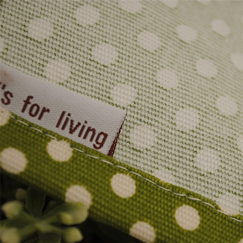 

New Arrival 100% Cotton Big Polka Dot Table Cloth Fresh Style For Dining Table/ Party/ Wedding 140*180cm Accept Customized