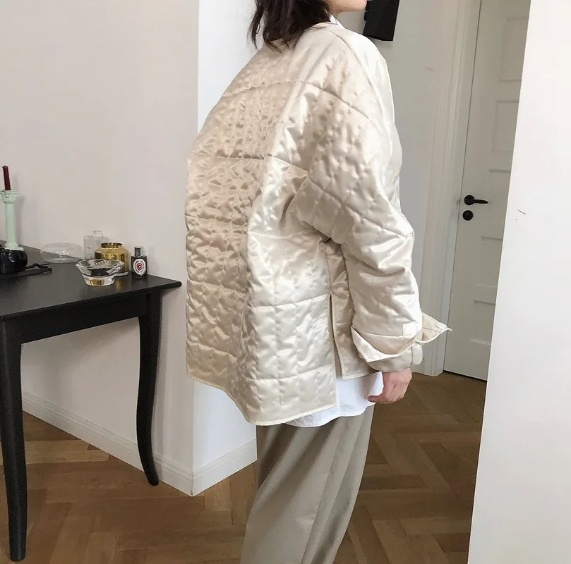 Autumn New Style Korean Style Fashionable Satin Texture Quilted Round Neck Cotton Jacket Loose Wild Thin Warm Jacket Women
