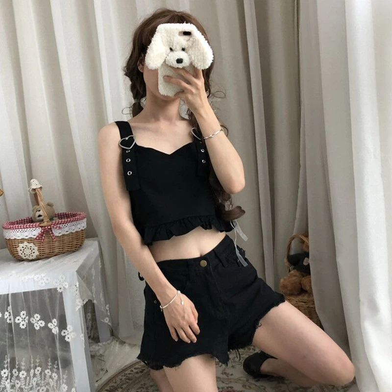 

Cool Simple Black Tanks Camisole Suspender Sleeveless T-shirt Heart Buckles V-neck Short Version Sweet Cute
