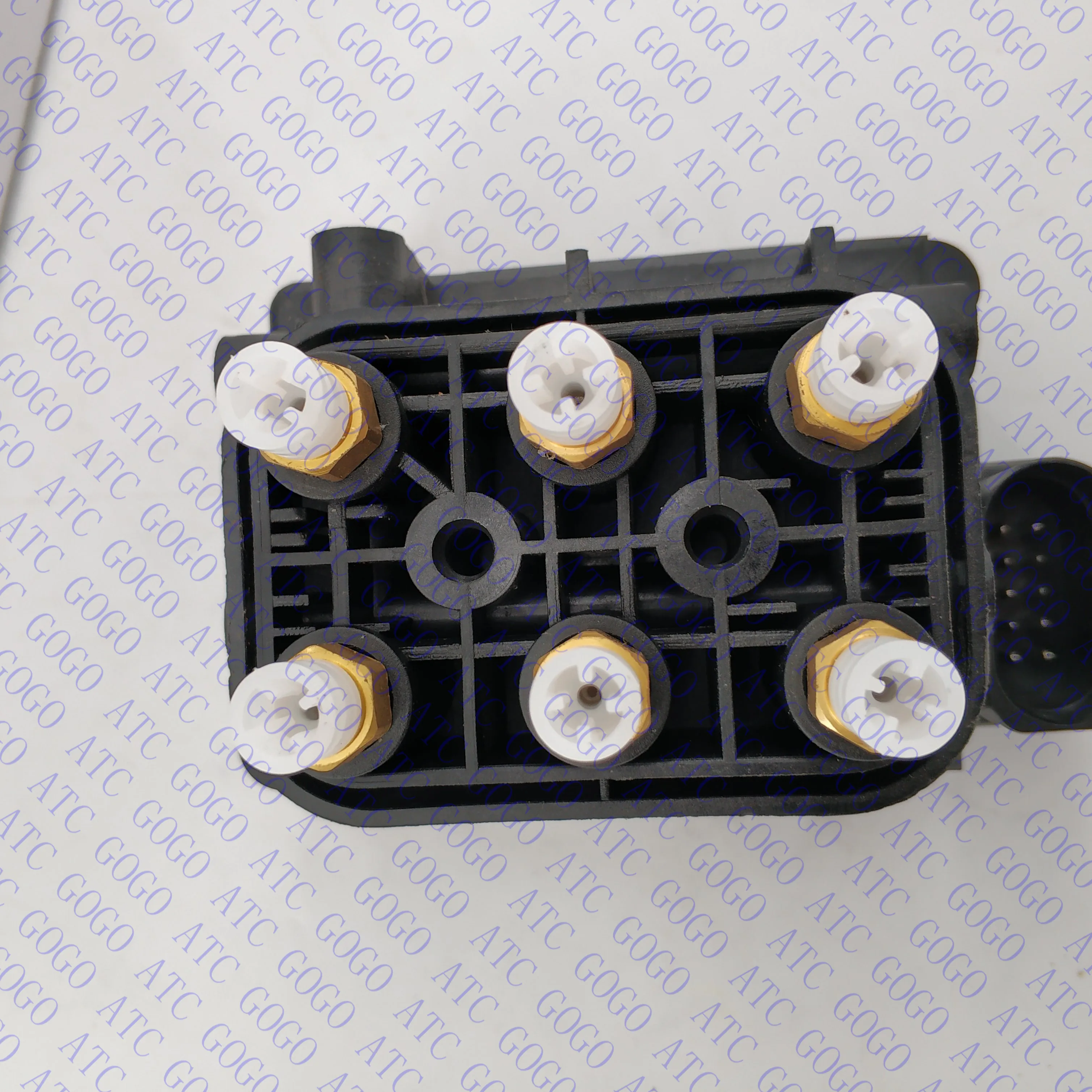 Блок электромагнитного клапана пневматической подвески для Audi A8 D3 A6 C6 Quattro OEM