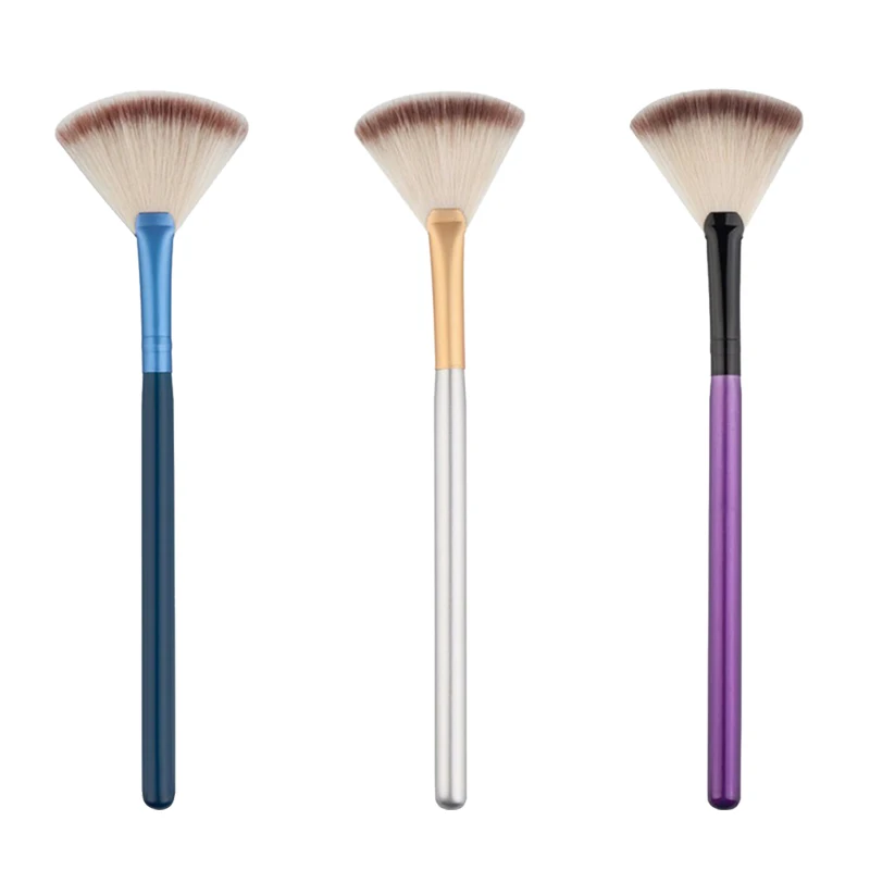 

1PC Professional Makeup Brush Diamond Face Fan Powder Brush High Quality Makeup Tool Blush Kit