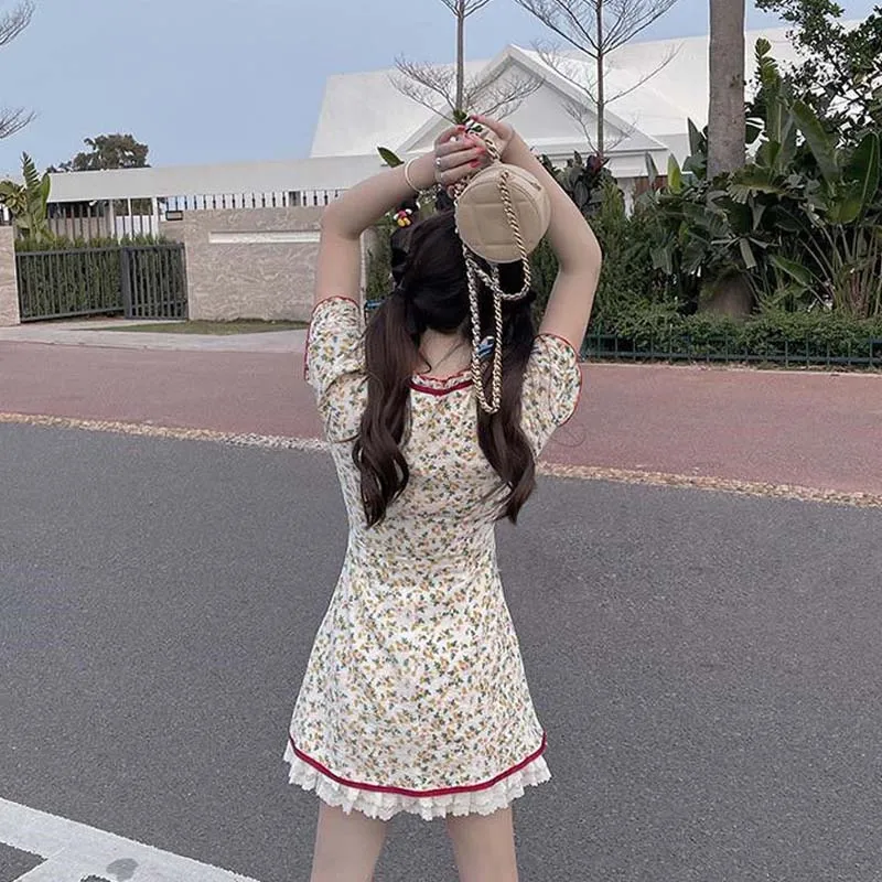 

Kawaii Lolita Dress Japanese Sweet Puff Short Sleeve French Retro Gentle 2021 Summer New Square Collar Floral Lace Dress Female