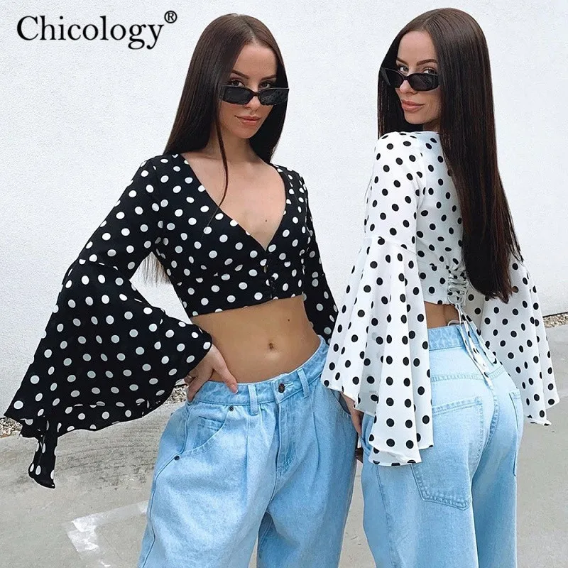 Женская блузка с длинным рукавом Chicology укороченный топ на шнуровке пуговицами