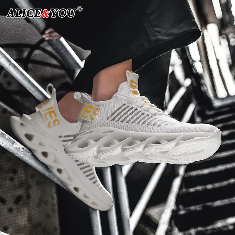 

Men Sneakers Casual Shoes Outdoor Running Walking Shoes Breathable Light Comfortable Hollow Bottom Training Chunky Footwear