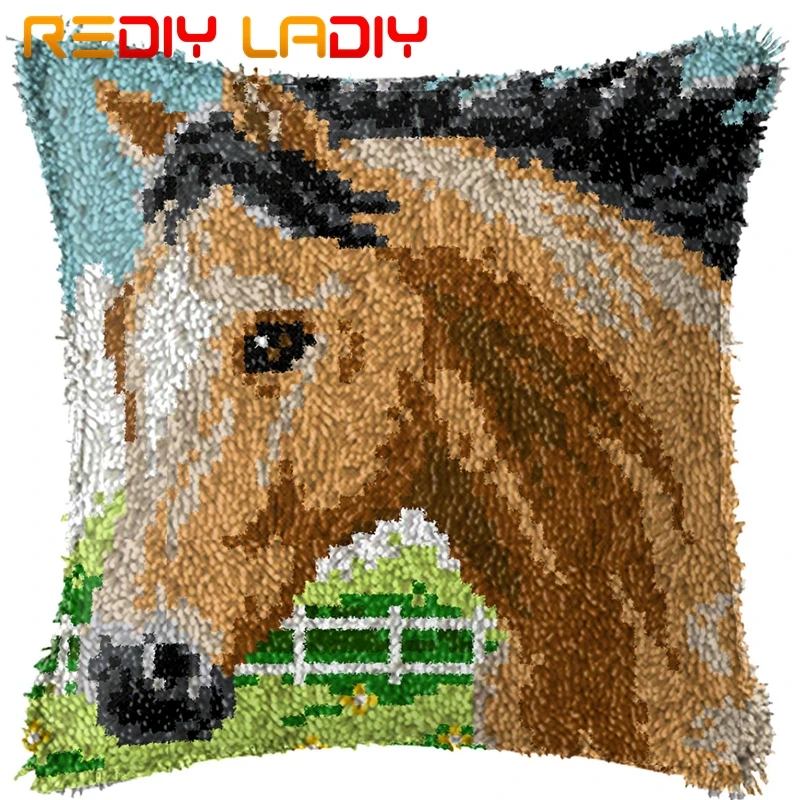 Фото Набор крючков для защелки Сделайте свою собственную подушку коричневая лошадь