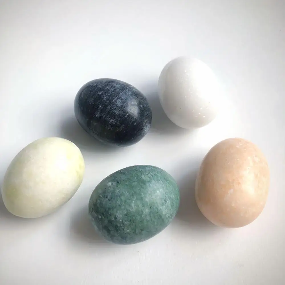 

Natural Quartz Egg-shaped Crystal Healing Ball Sphere Gemstone Decorative gifts