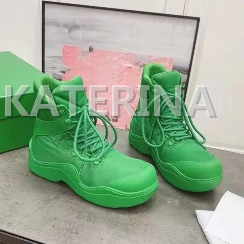 

New Autumn Winter Boots Flat Bottom Platform High Top Round Toe Lace Up Green Yellow Sneakers Ladies Running Casual Shoes 2021