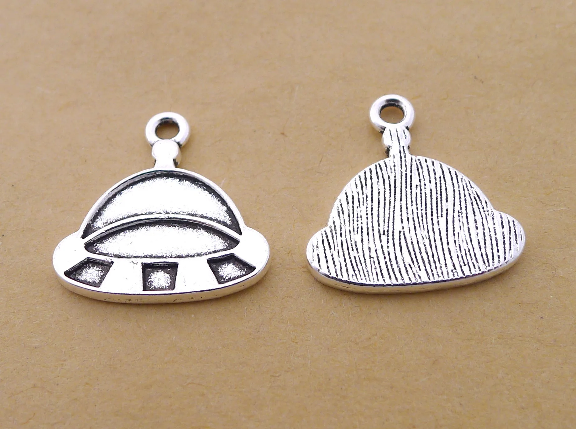 

Charm for making jewelry 10pcs 19x20mm antique silver color UFO charms
