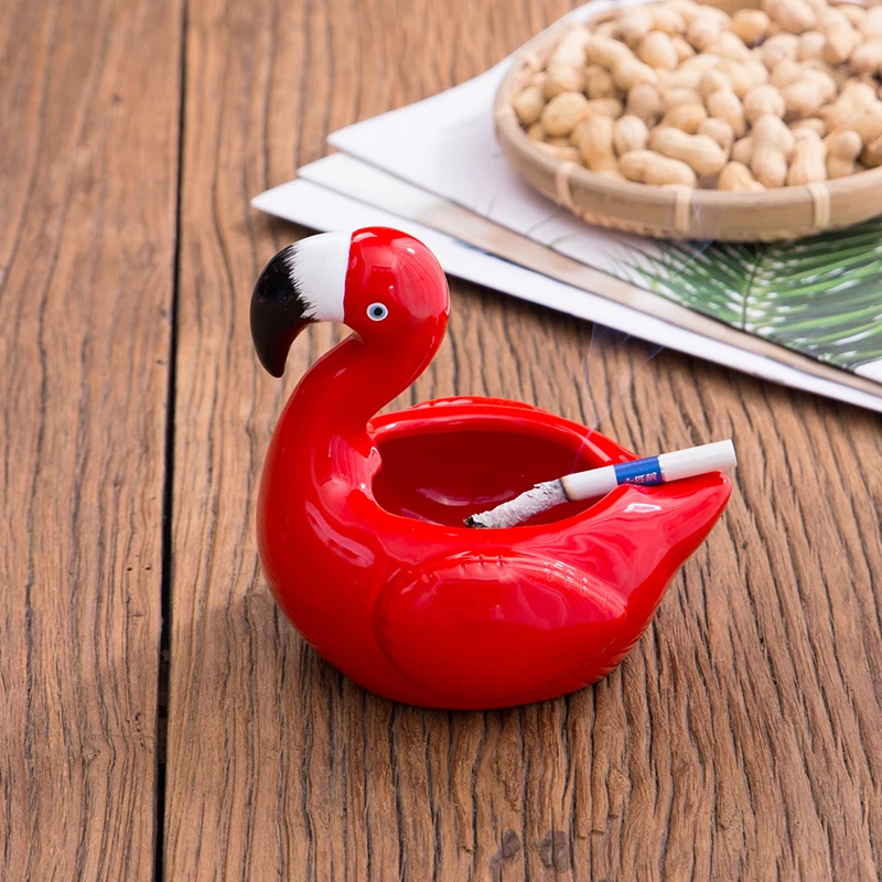 Пепельница керамическая в виде лебедя декоративная Милая мультяшная пепельница
