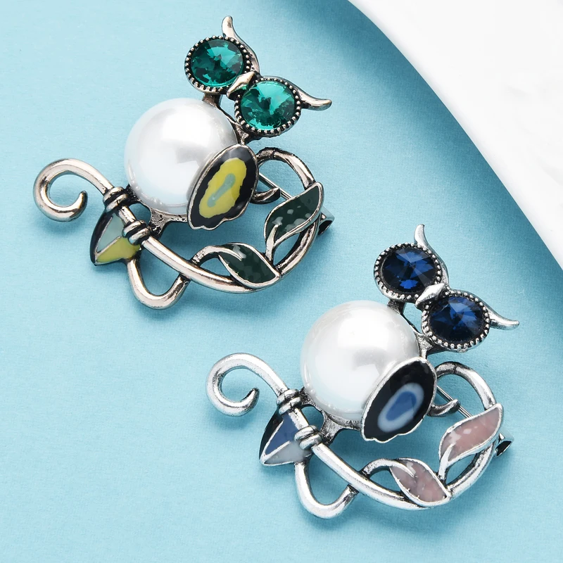 

Wuli&baby Pearl Owl Brooches Women Unisex 2-color Enamel Bird Stand On The Tree Office Casual Brooches Pins Gifts