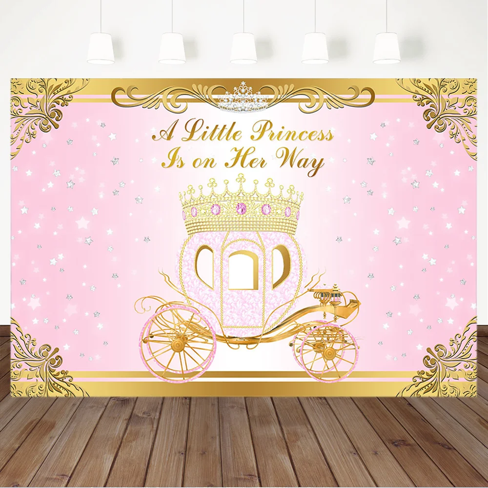 Фон для фотосъемки маленькой принцессы с золотой короной и розовыми каретками