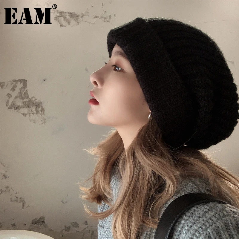 

[EAM] Women Black Multicolor Knitting Fishermen Hat New Round Dome Temperament Fashion Tide All-match Autumn Winter 2022 1DD0486