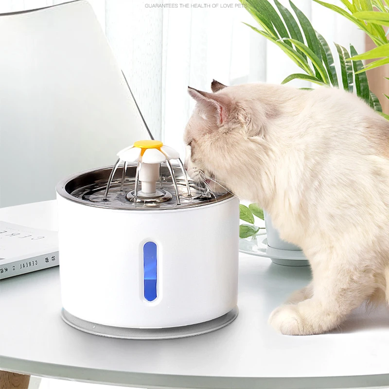 

Automatic Water Feeder For Dogs And Cats Will Automatically Power Off And Stop When Water Is Lacking LED Water Level Display