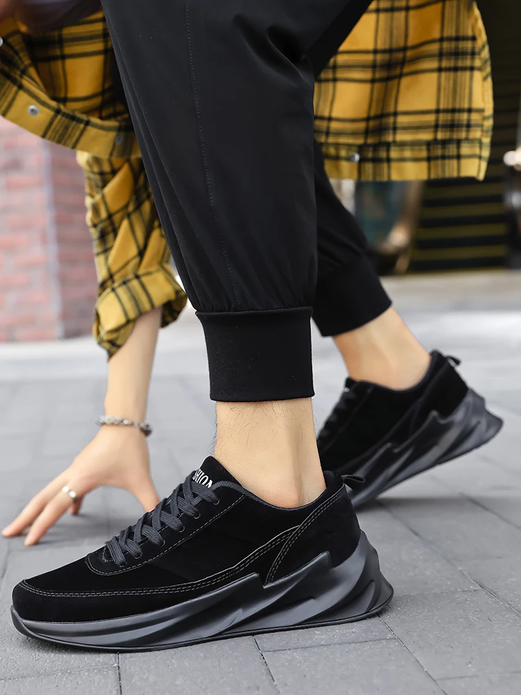 

2021 New Running Shoes Young Men's Casual Sports Shoes Pure Lace-Up Simple Hard-wearing Style Casual Men's Sports Shoes