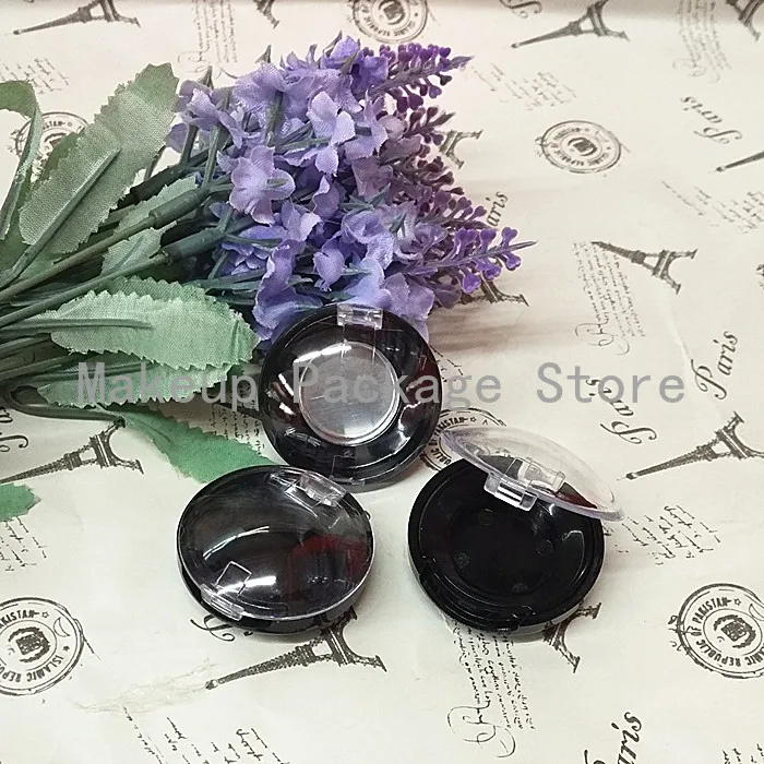 

50pcs Black Eye shadow Case with Transparent Lid Cosmetic Powder Compact Empty DIY Cosmetics Blusher Packaging Box Subpackage
